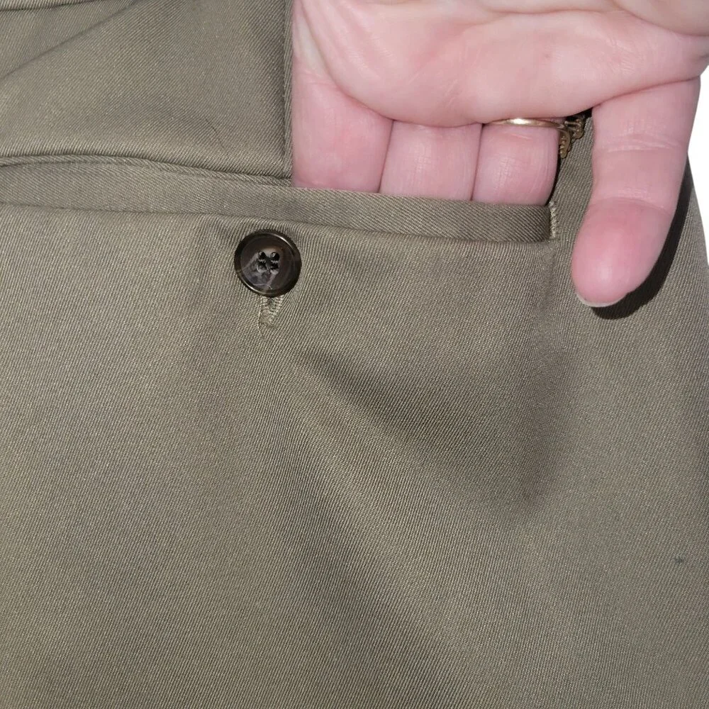 BALLIN Comfort eze Mens Tan Pleated‎ Shorts Size 40 Lightweight Casual Wear Golf